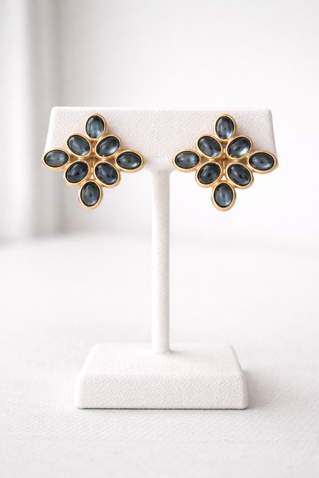 Blue vintage clip on earrings