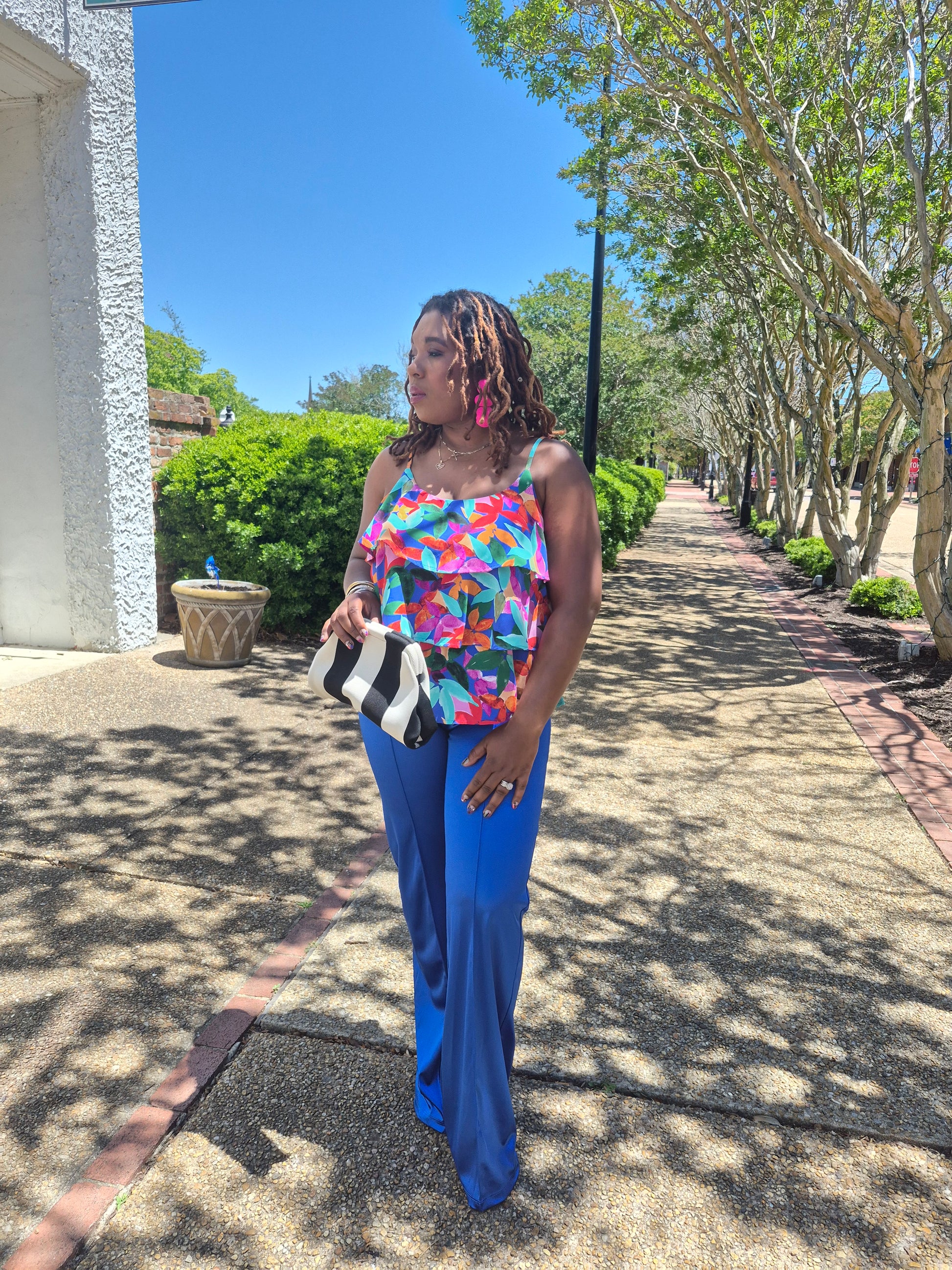 Blue_Floral_Print_Tired_Tank_Top_outside