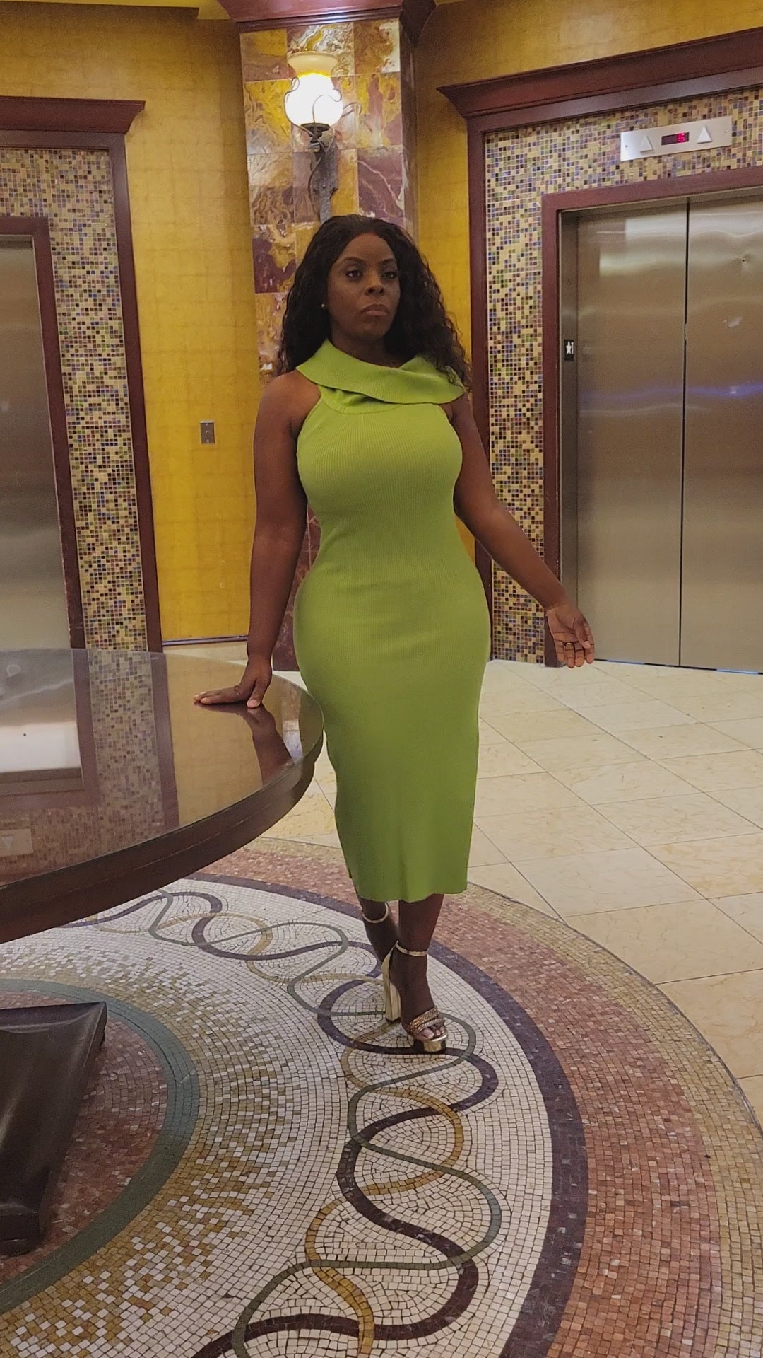 OFF THE SHOULDER MIDI DRESS 