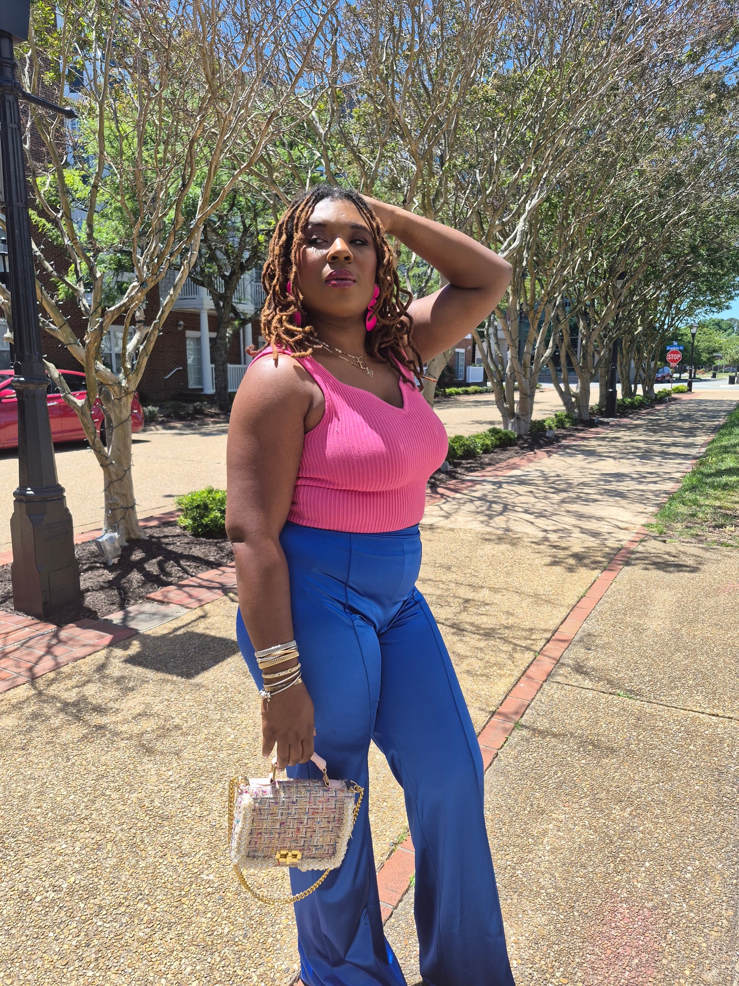 Sleeveless Sweetheart Neckline Crop Sweater Top