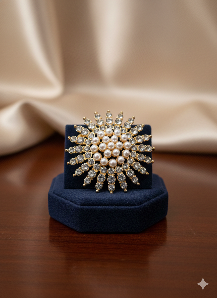 Rhinestone & Pearl brooch
